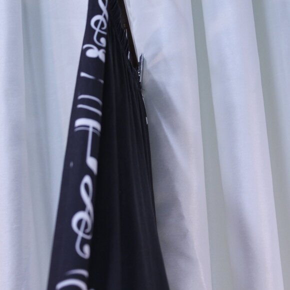 Chic Black Graphic Joggers for Women - Picture 12 of 13